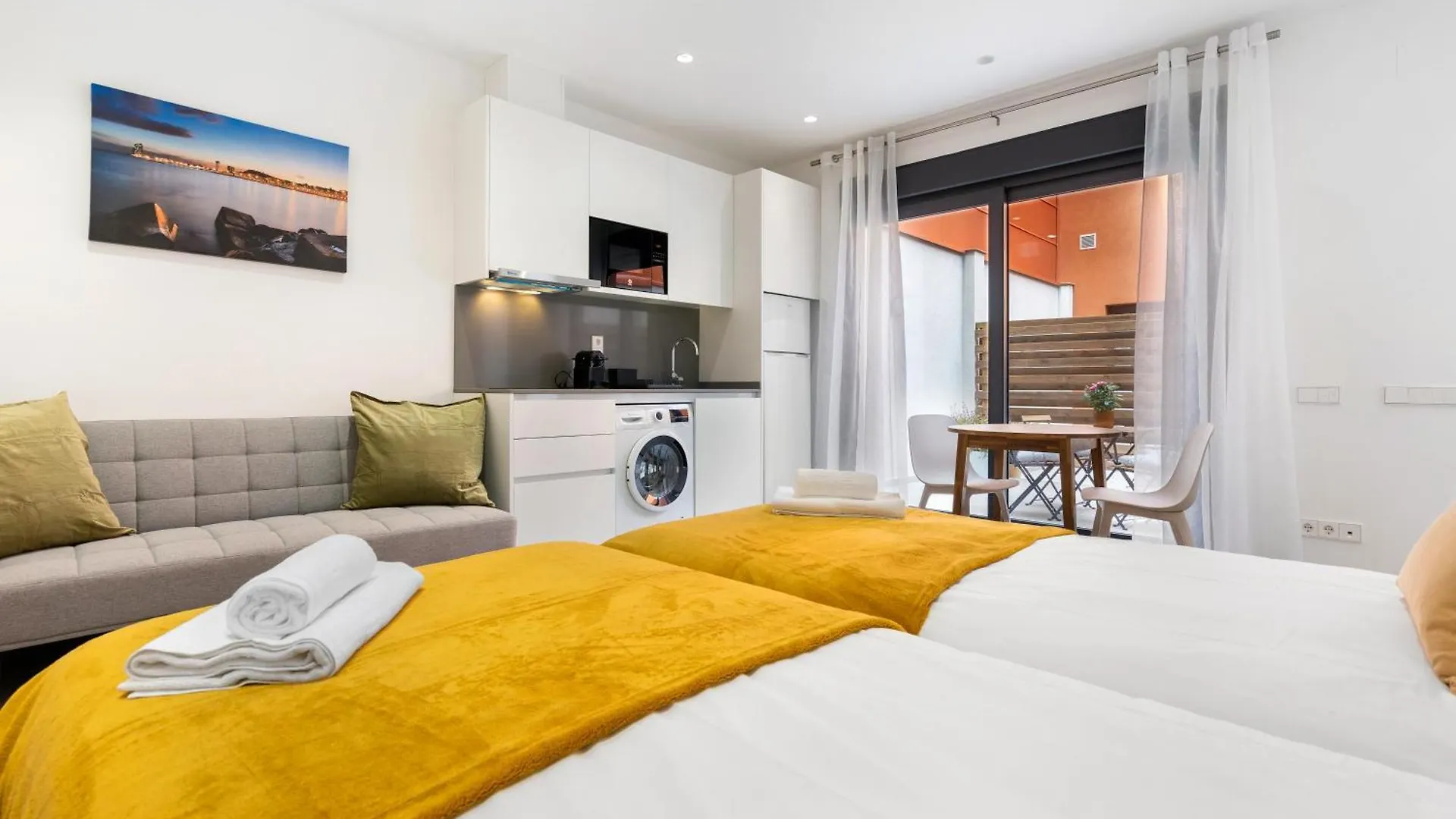 Fira Building Apartment L'Hospitalet de Llobregat 0*,