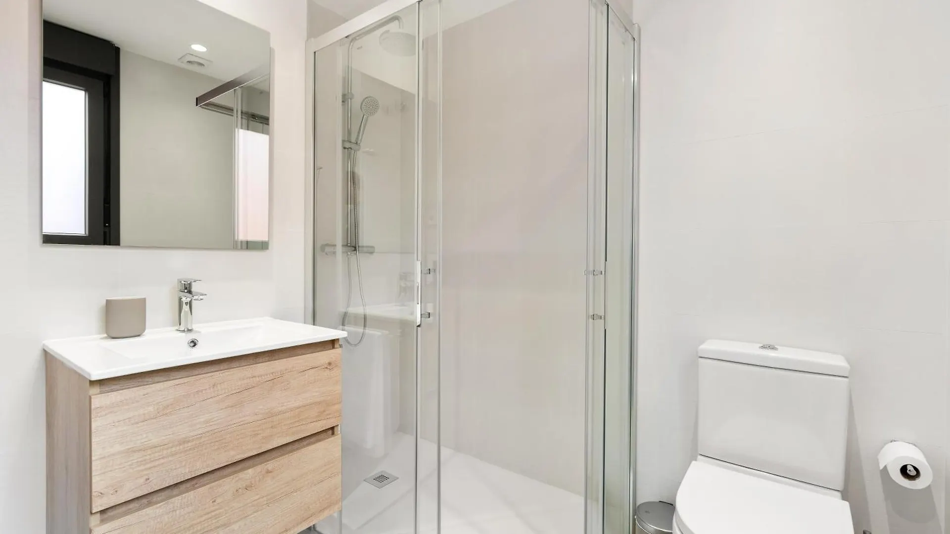Fira Building Apartment L'Hospitalet de Llobregat