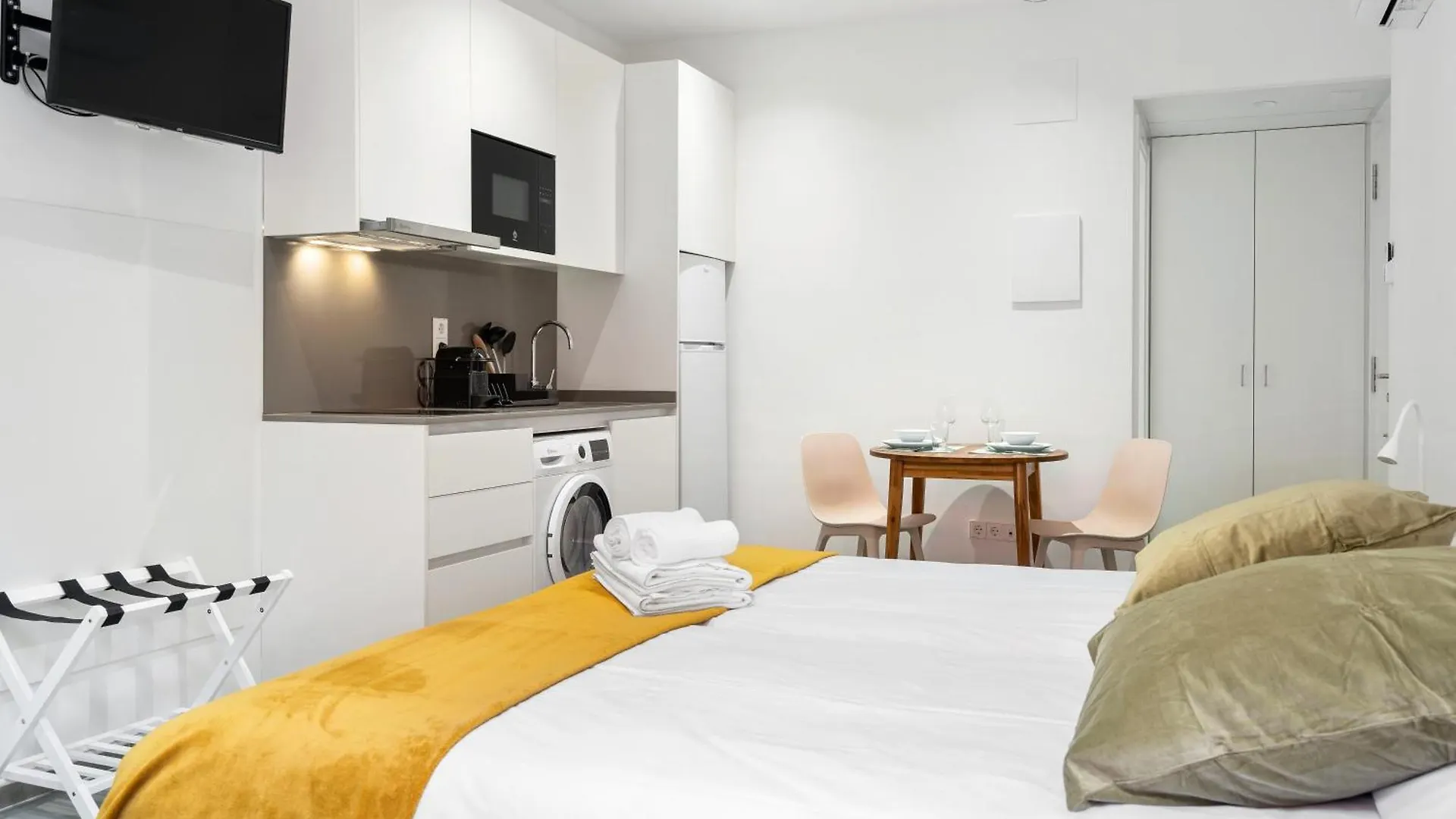 Fira Building Apartment L'Hospitalet de Llobregat Spain